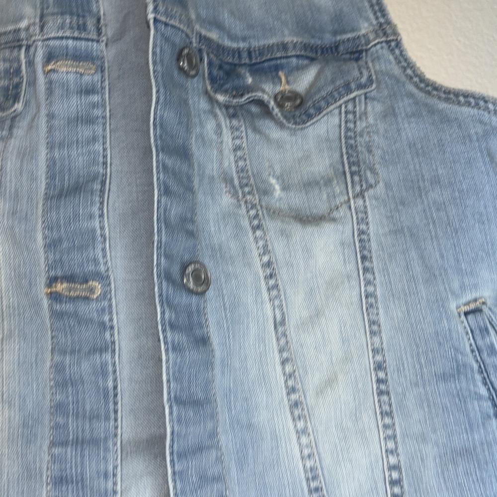 GAP Vest Women Medium Blue Denim Distressed Bikercore Preppy Trucker Casual - Picture 2 of 4